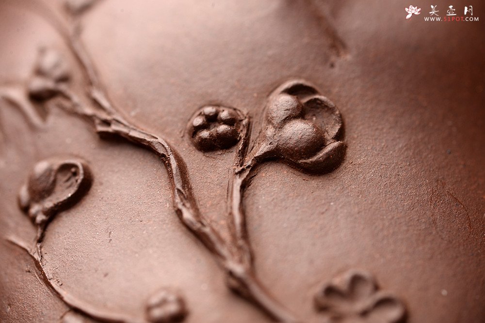 紫砂壶图片：潘丹初丙申秋全手作品 精致梅花 秀雅得趣 咏梅 做工严谨 - 宜兴紫砂壶网