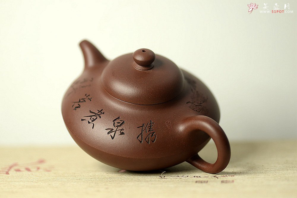 紫砂壶图片：曼生十八式之紫泥合欢 文气装饰 器形周正 做工严谨 - 宜兴紫砂壶网