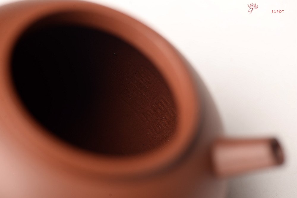 紫砂壶图片：于洪霞丙申秋全手新作 线条简练 饱满精神 明式龙蛋 - 宜兴紫砂壶网