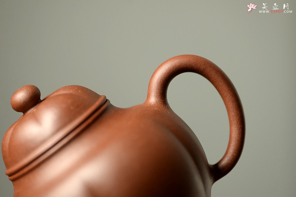 紫砂壶图片：储亚丙申秋全手新品 精工筋囊 高俊神怡 耐品 瑞福 高温底槽青 - 宜兴紫砂壶网