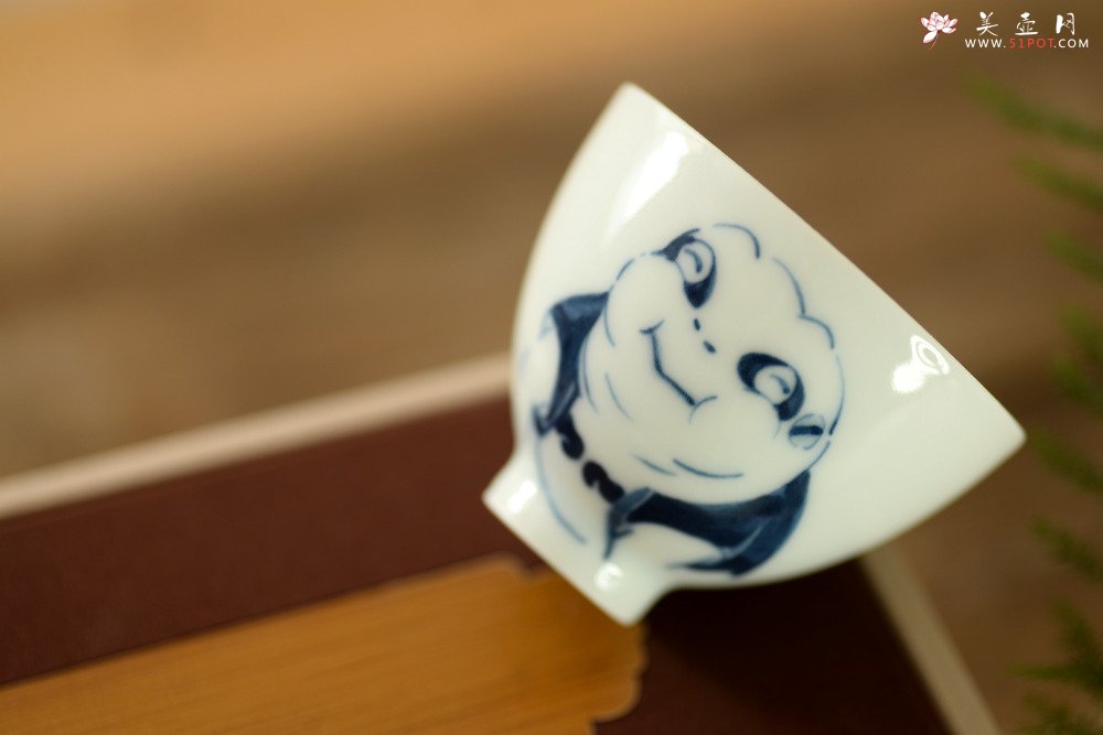 紫砂壶图片：大生（姜寅）玩瓷 青花龍系列 趣味十足 ~ 品茗对杯 送礼自藏均佳 - 宜兴紫砂壶网