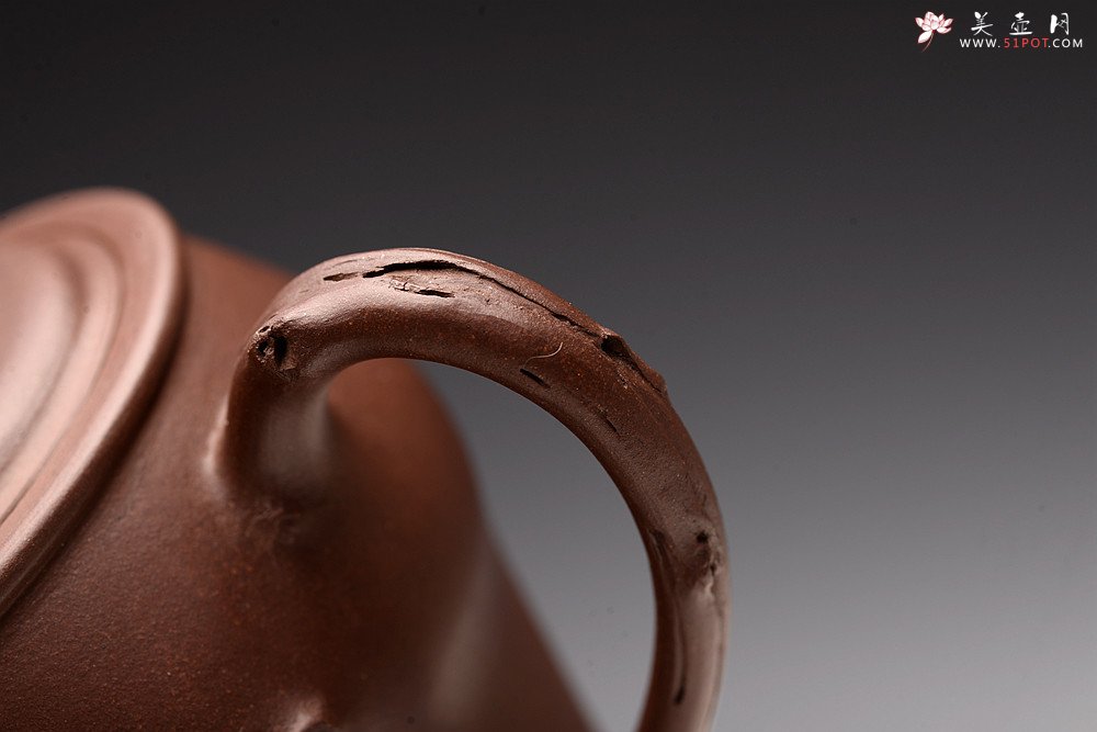 紫砂壶图片：潘丹初丙申秋全手作品 精致梅花 秀雅得趣 咏梅 做工严谨 - 宜兴紫砂壶网