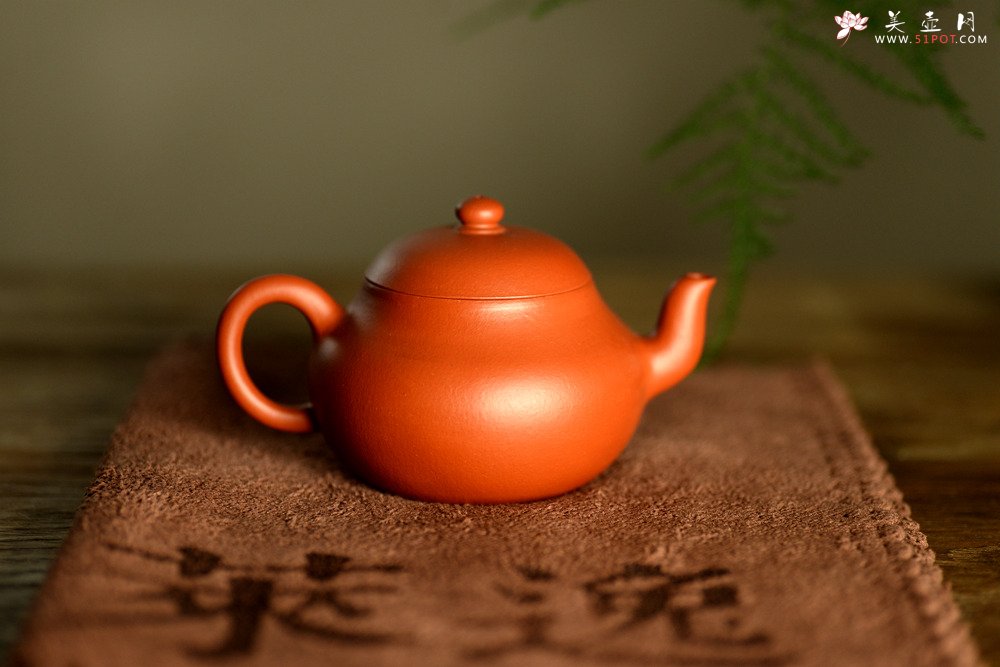 紫砂壶图片：只为茶人 传统器形 古雅大方 优质朱泥 全手君德 - 宜兴紫砂壶网