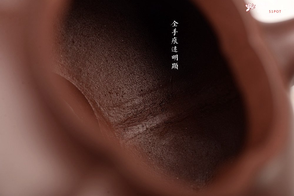 紫砂壶图片：酒虎丙申夏 精品之作 大气磅礴 全手工上合桃 和石装饰 珍藏 - 宜兴紫砂壶网