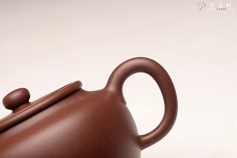 紫砂壶图片：炮管经典 油润原矿底槽青 全手圆璧 传统功力 - 宜兴紫砂壶网