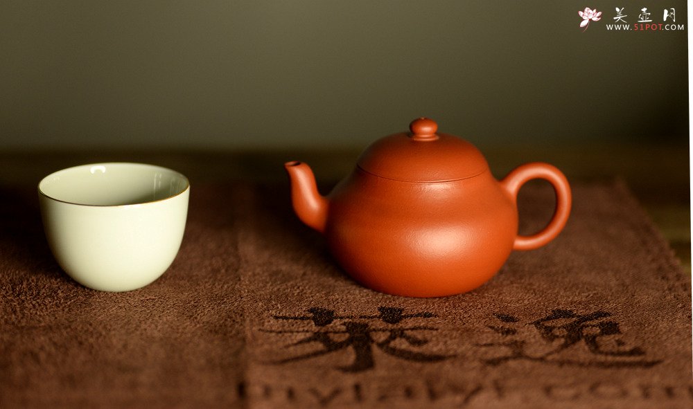 紫砂壶图片：只为茶人 传统器形 古雅大方 优质朱泥 全手君德 - 宜兴紫砂壶网