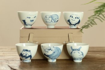 紫砂壶图片：大生（姜寅）玩瓷 青花龍系列 趣味十足 ~ 品茗对杯 送礼自藏均佳 - 宜兴紫砂壶网