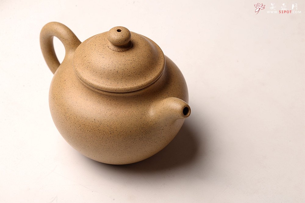 紫砂壶图片：邵春良老师全手近作 本绿小莲子 端庄秀美 泥料温润如玉 - 宜兴紫砂壶网