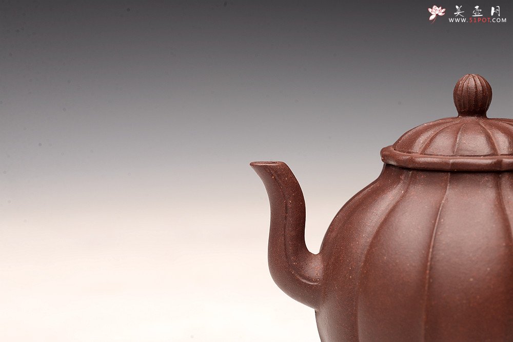 紫砂壶图片：周斌丙申秋全手演绎筋囊器 银台醉客 颇具难度 线条流畅 - 宜兴紫砂壶网