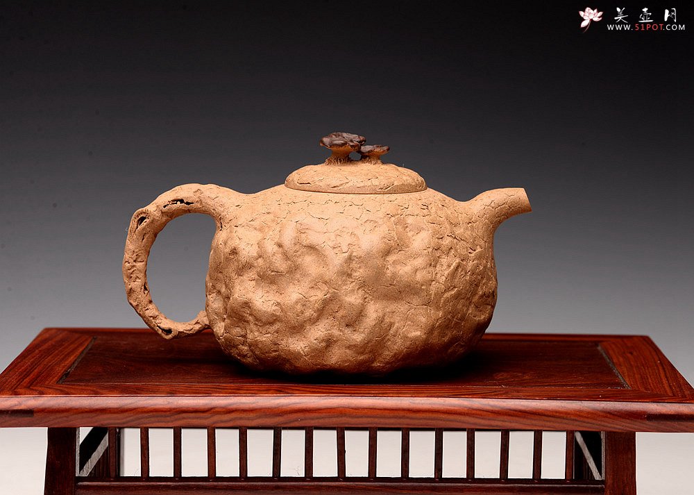 紫砂壶图片：肌理自然生动 全手薄胎灵芝龚春 古朴之味~~~沧桑质感 - 宜兴紫砂壶网