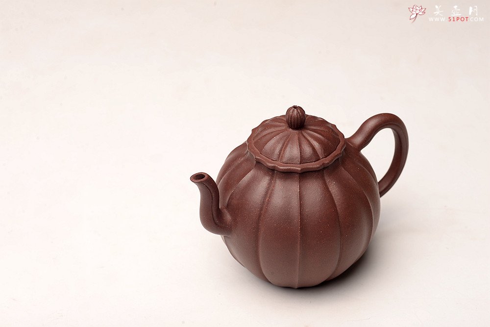 紫砂壶图片：周斌丙申秋全手演绎筋囊器 银台醉客 颇具难度 线条流畅 - 宜兴紫砂壶网