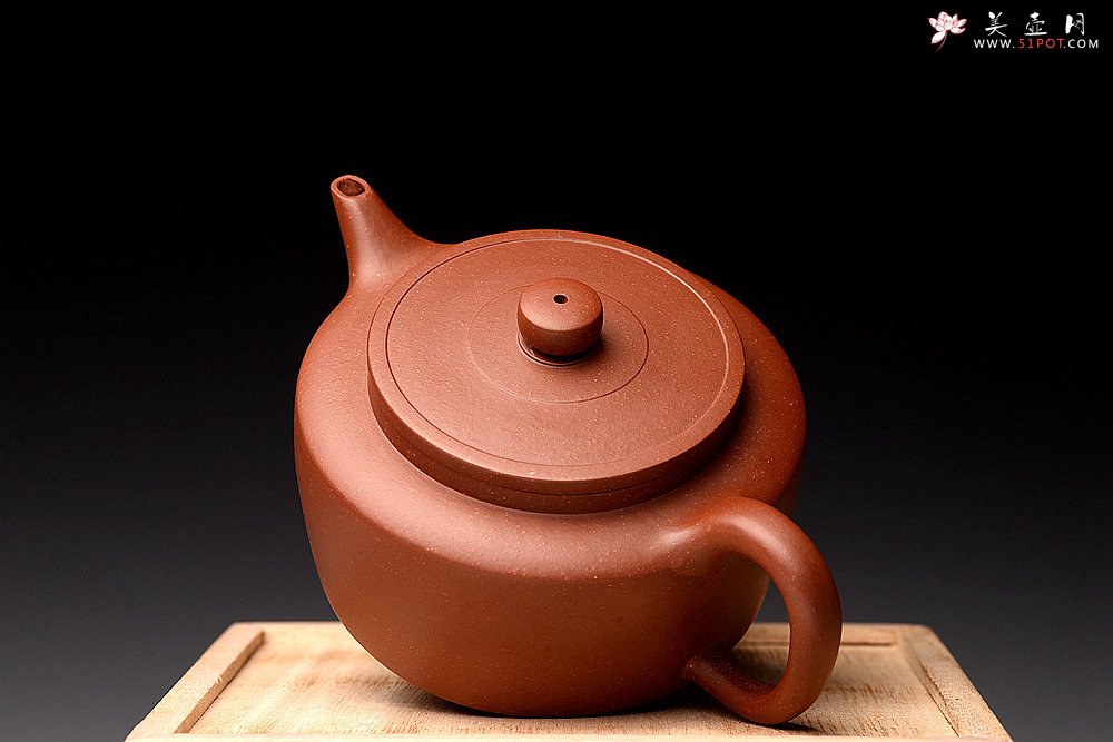 紫砂壶图片：路达丙申全手新作 线条挺拔 单片拍打成型 性价比高 圆璧 - 宜兴紫砂壶网