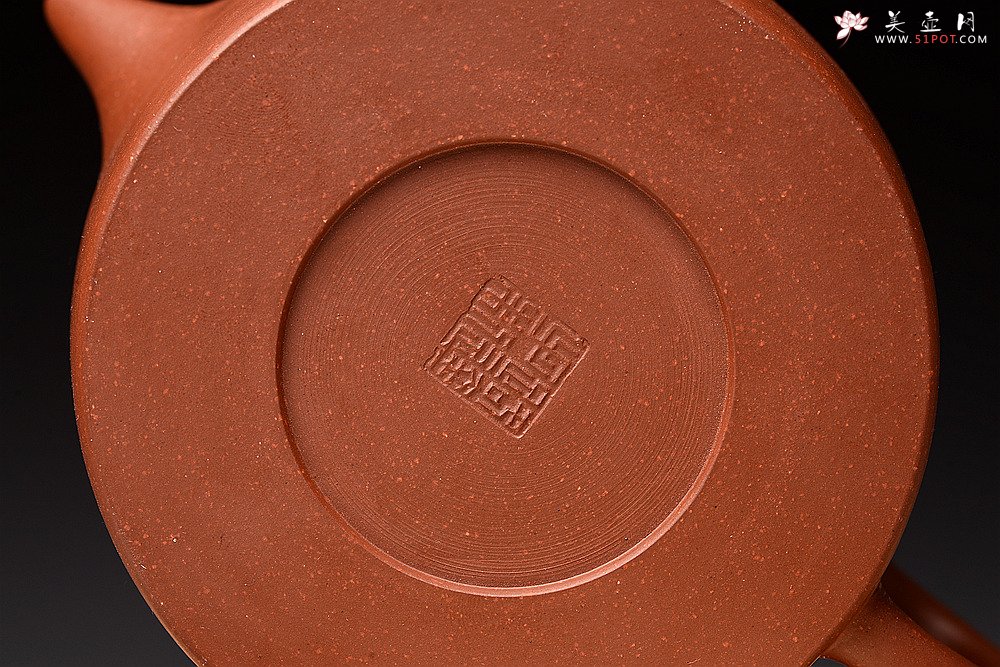 紫砂壶图片：路达丙申全手新作 线条挺拔 单片拍打成型 性价比高 圆璧 - 宜兴紫砂壶网