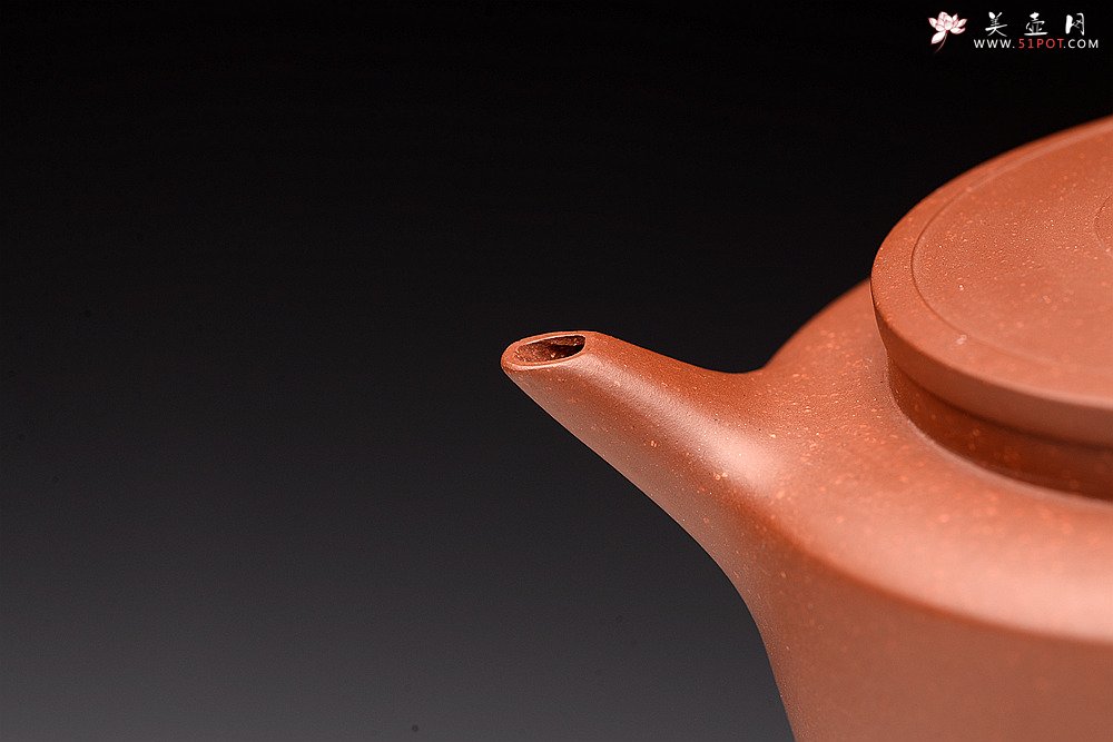 紫砂壶图片：路达丙申全手新作 线条挺拔 单片拍打成型 性价比高 圆璧 - 宜兴紫砂壶网