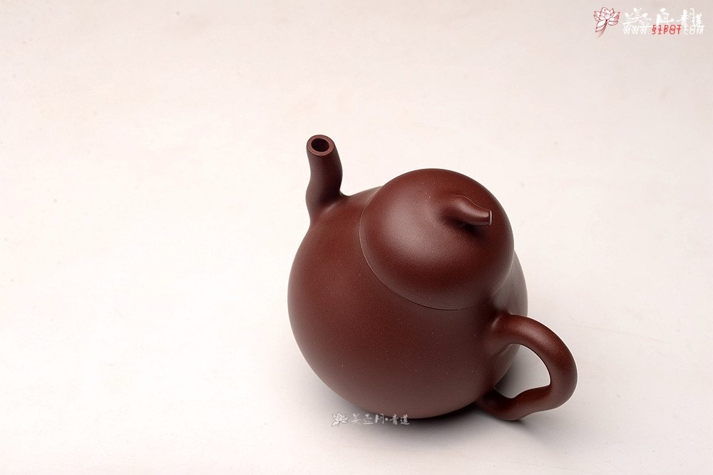 紫砂壶图片：俞欣荣丙申初夏新作 茄瓜 别具新意 线条流畅 美壶特惠  - 宜兴紫砂壶网