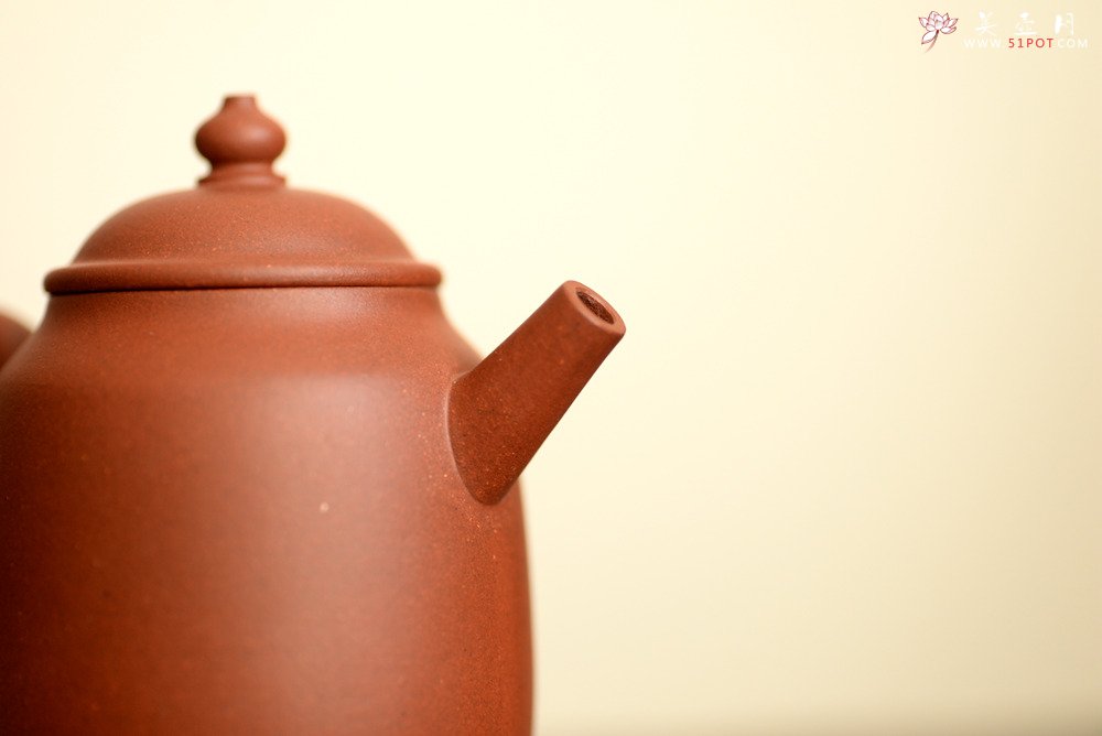 紫砂壶图片：美壶特惠 茶人最爱 实用耐品 炮管直流 红执 - 宜兴紫砂壶网