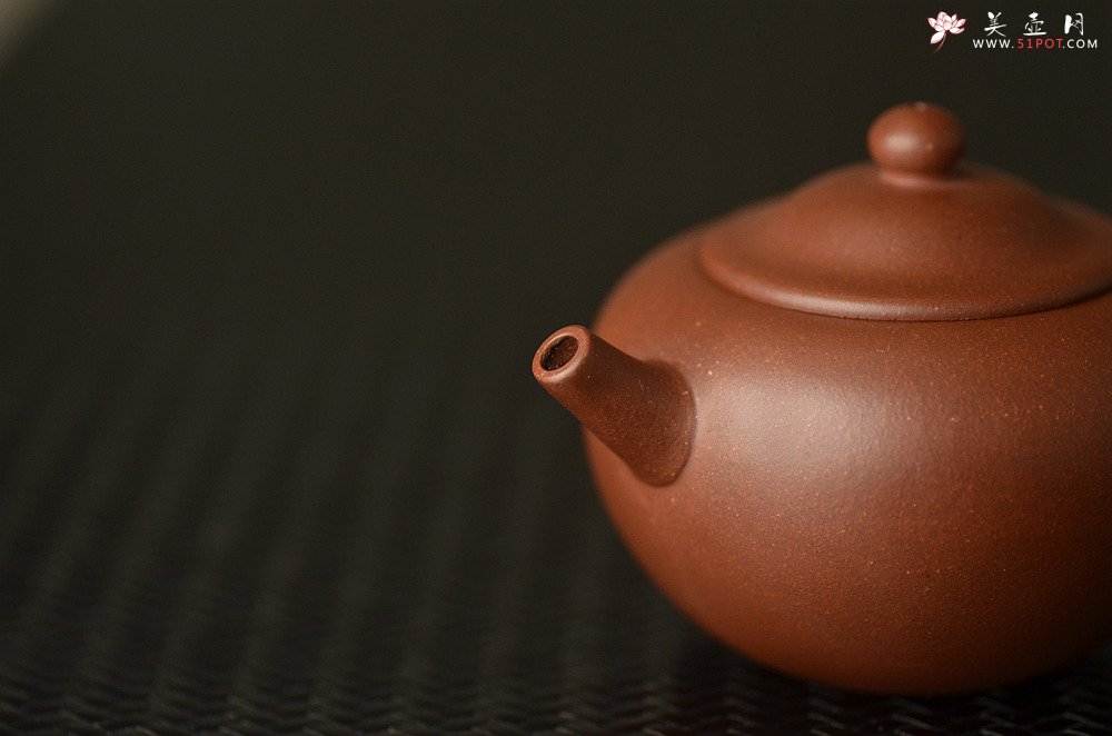 紫砂壶图片：美壶特惠 耐品实用 笠帽  茶人最爱 - 宜兴紫砂壶网