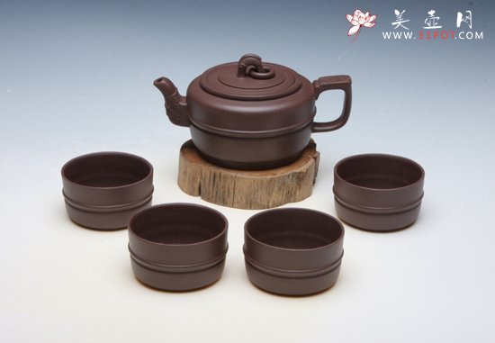 紫砂壶图片：集玉套具 - 宜兴紫砂壶网