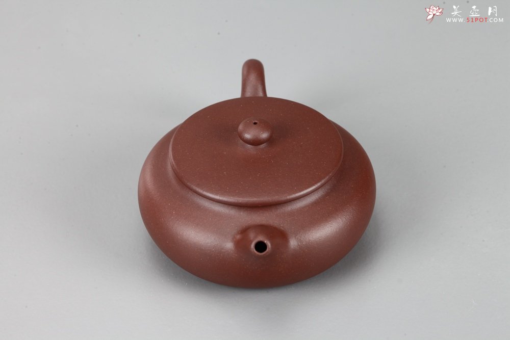 紫砂壶图片：美壶特惠 线条优美 扁仿古 - 宜兴紫砂壶网