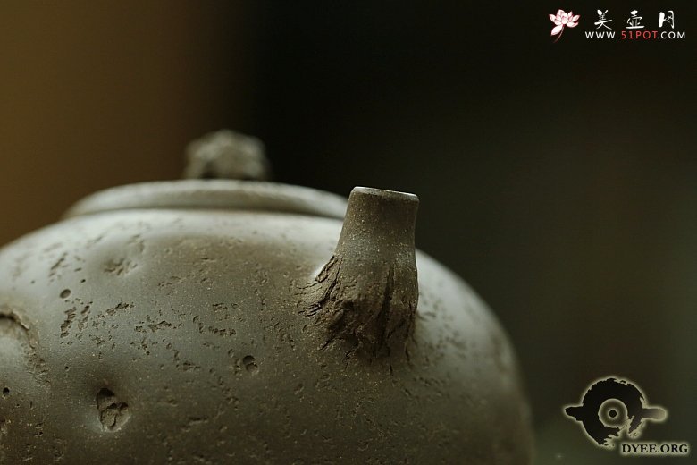 紫砂壶图片：金蟾龚春欣赏 - 宜兴紫砂壶网