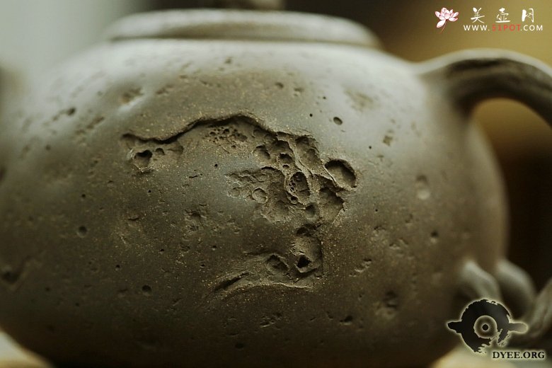 紫砂壶图片：金蟾龚春欣赏 - 宜兴紫砂壶网