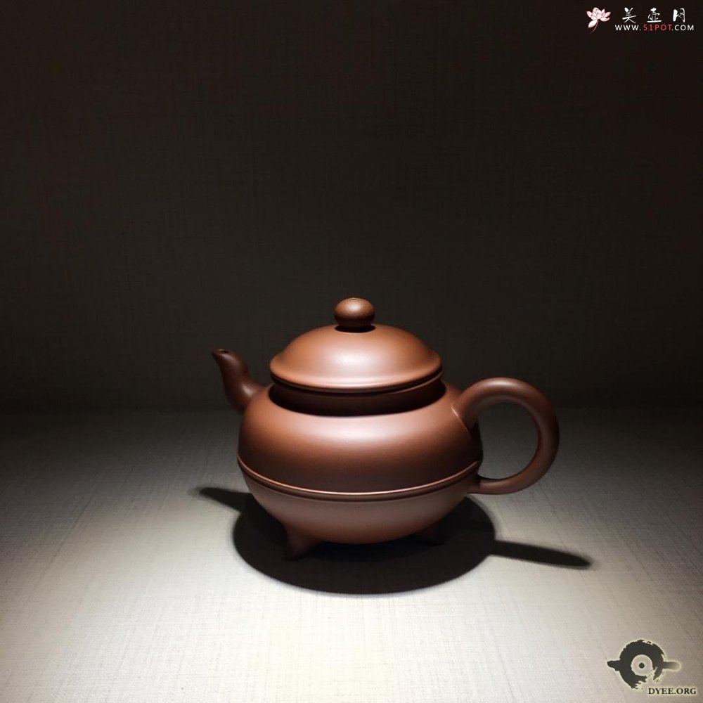 紫砂壶图片：三足腰线壶欣赏 - 宜兴紫砂壶网