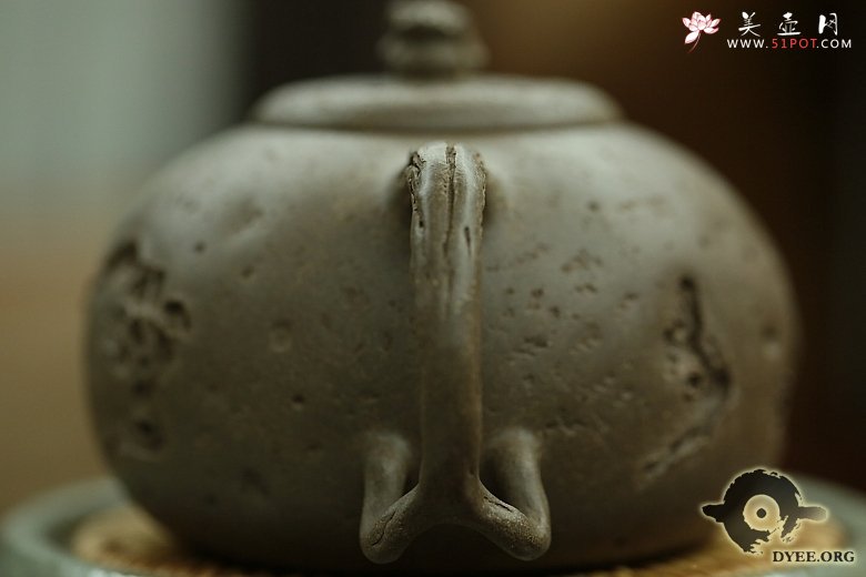 紫砂壶图片：金蟾龚春欣赏 - 宜兴紫砂壶网