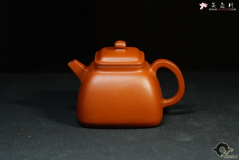 紫砂壶图片：荆玉四方欣赏 - 宜兴紫砂壶网