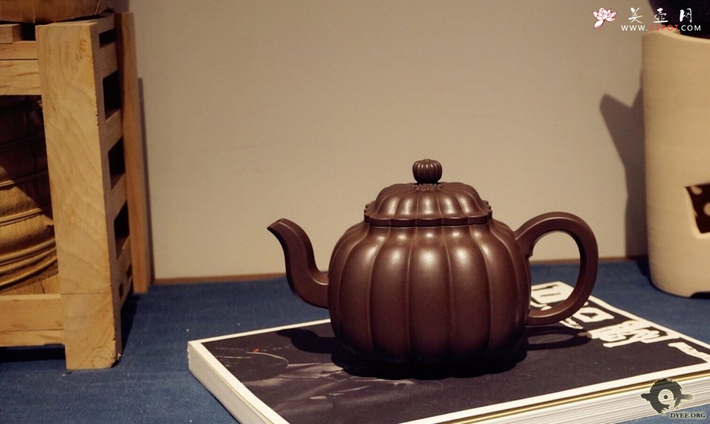 紫砂壶图片：方菊仅供欣赏 - 宜兴紫砂壶网