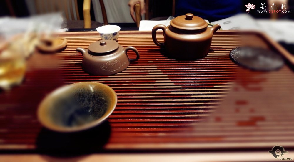 紫砂壶图片：大德钟欣赏 - 宜兴紫砂壶网