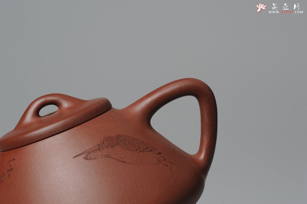 紫砂壶图片：骨肉匀挺 毛国强徒弟陆轶舟文气装饰 全手工子冶石瓢 - 宜兴紫砂壶网