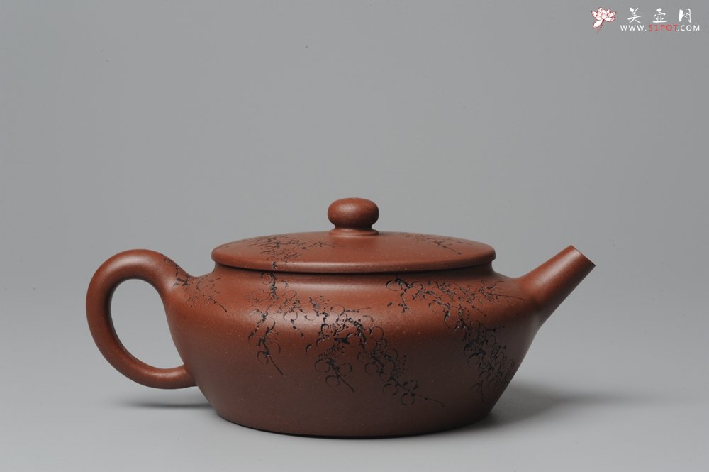 紫砂壶图片：刘华徒弟生益刻绘 全手工桑扁 - 宜兴紫砂壶网