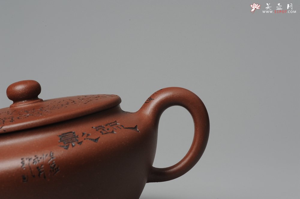 紫砂壶图片：刘华徒弟生益刻绘 全手工桑扁 - 宜兴紫砂壶网