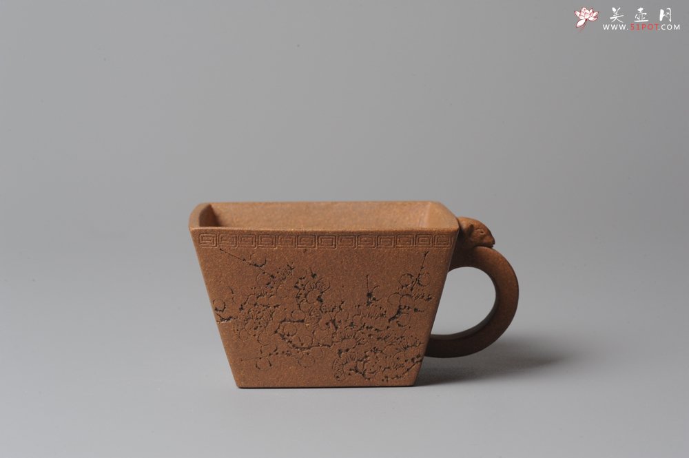 紫砂壶图片：唐文全手 刘华徒弟生益刻绘 老段泥 兽耳品茗杯 - 宜兴紫砂壶网