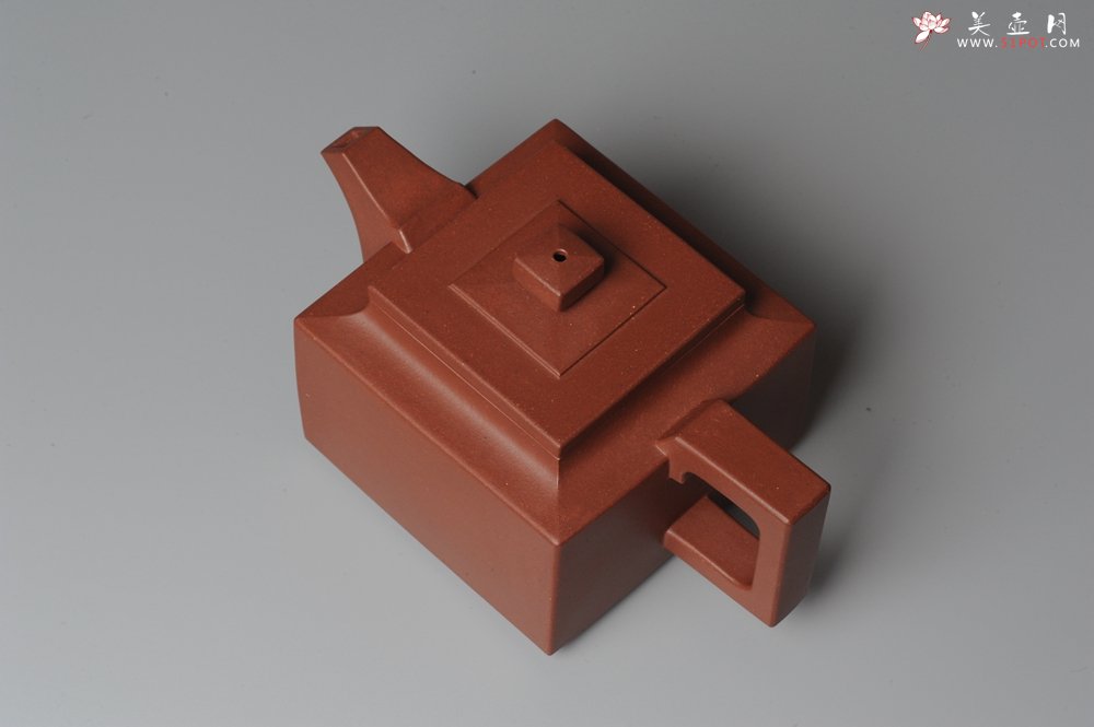 紫砂壶图片：线面挺快难度大全手工逸四方 - 宜兴紫砂壶网