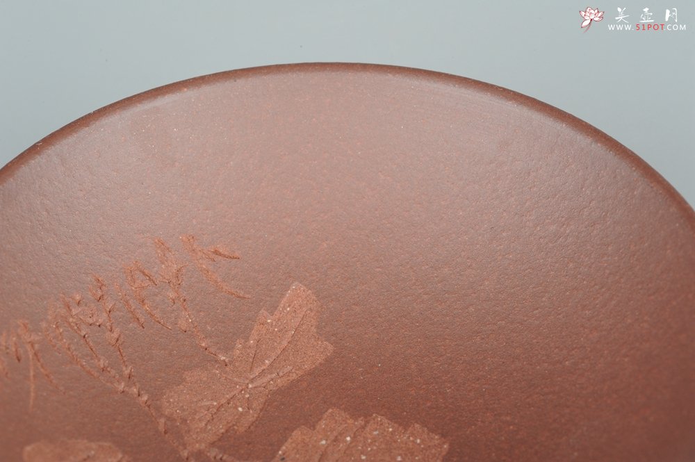 紫砂壶图片：优质紫泥 雅致荷花乳香杯 品茗杯 拿捏舒适  - 宜兴紫砂壶网