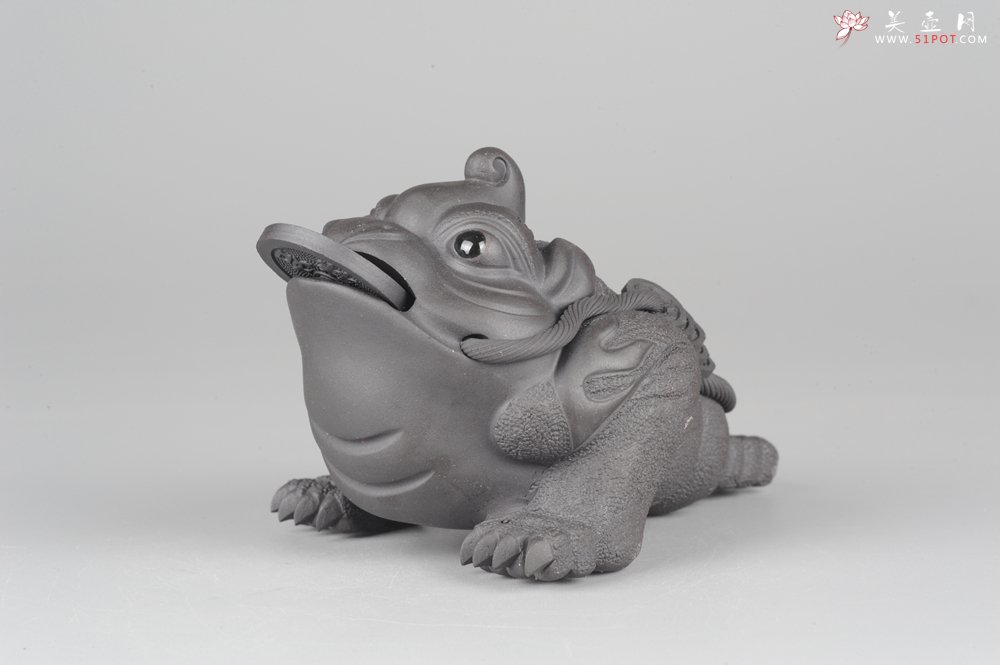 紫砂壶图片：美宠特惠 独角醉美招财金蟾茶宠 - 宜兴紫砂壶网