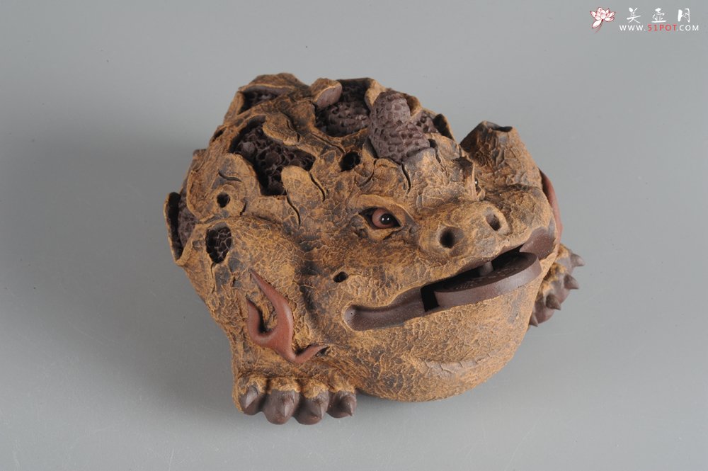 紫砂壶图片：特惠醉美树皮金蟾茶宠 灵性十足 寓意招财进宝 - 宜兴紫砂壶网