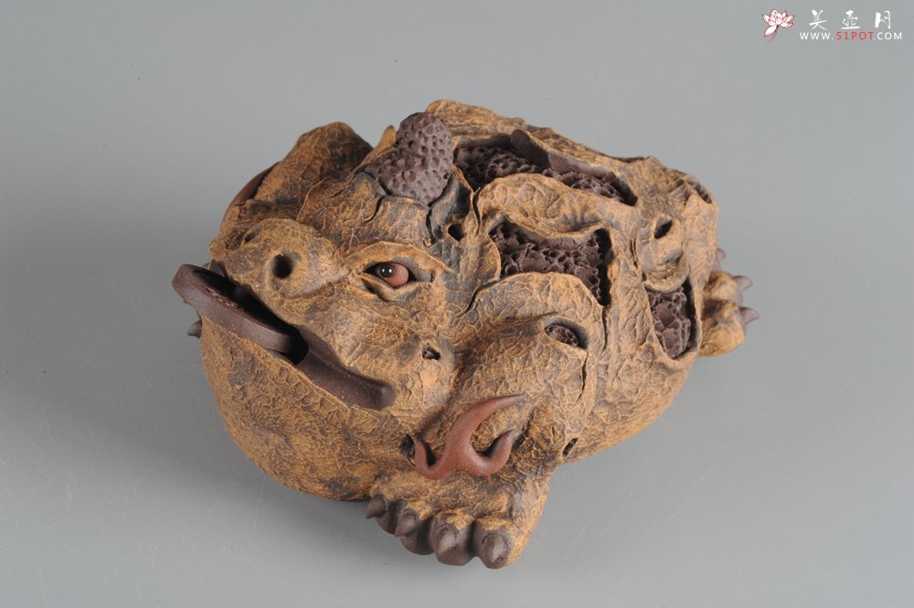 紫砂壶图片：特惠醉美树皮金蟾茶宠 灵性十足 寓意招财进宝 - 宜兴紫砂壶网