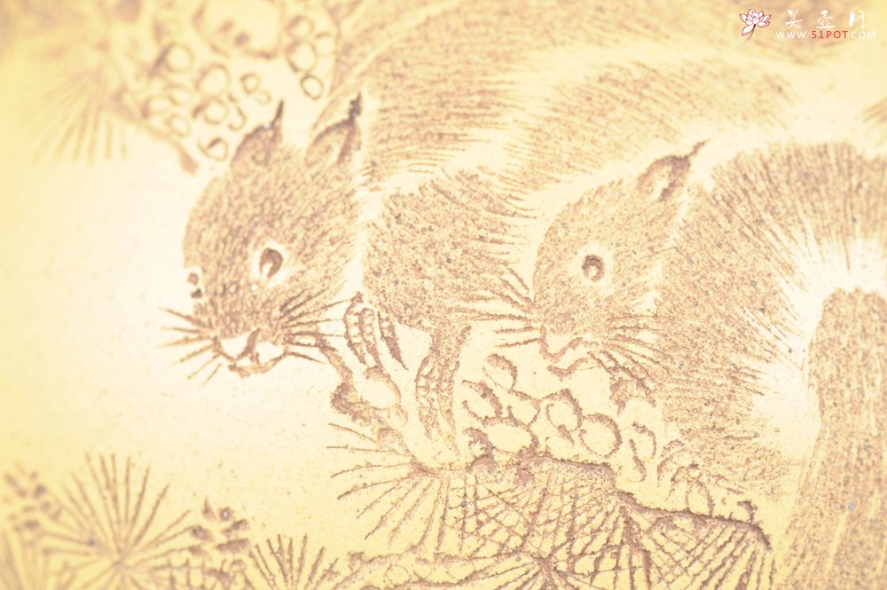 紫砂壶图片：国助唐文本绿西施  端庄 助工袁德波装饰  - 宜兴紫砂壶网