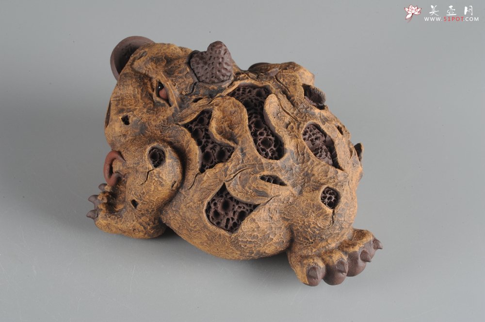 紫砂壶图片：特惠醉美树皮金蟾茶宠 灵性十足 寓意招财进宝 - 宜兴紫砂壶网