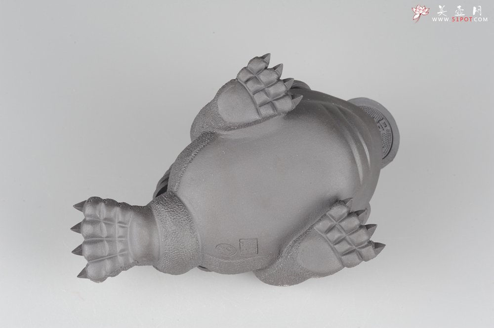 紫砂壶图片：美宠特惠 独角醉美招财金蟾茶宠 - 宜兴紫砂壶网