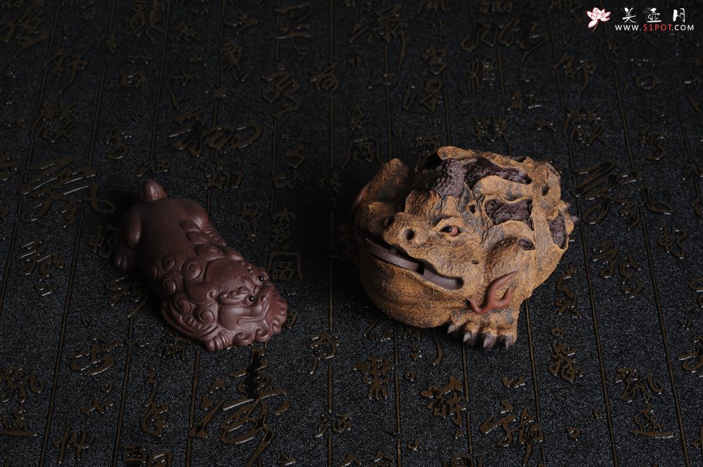 紫砂壶图片：特惠醉美树皮金蟾茶宠 灵性十足 寓意招财进宝 - 宜兴紫砂壶网