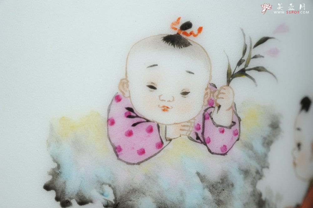 紫砂壶图片：彩绘 童子钓鱼杯 栩栩如生 景德镇主人杯 - 宜兴紫砂壶网