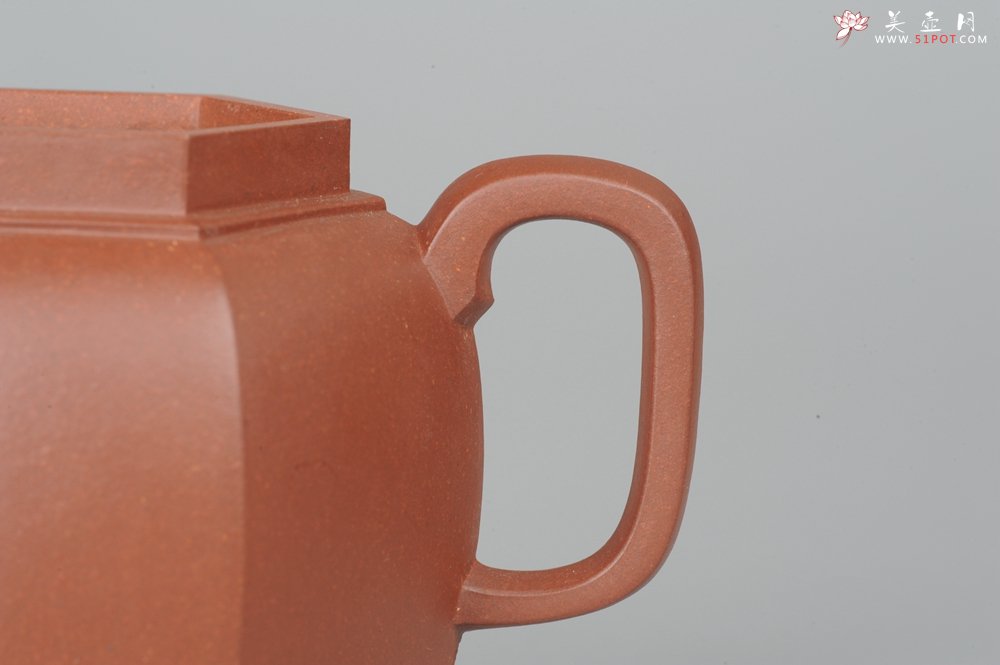 紫砂壶图片：美壶特惠 全手工六方宫灯壶 高挑大气 - 宜兴紫砂壶网