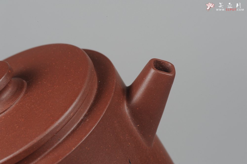 紫砂壶图片：助理美术师唐文全手作品 圆础 助理工艺美术师袁德波刻绘 - 宜兴紫砂壶网