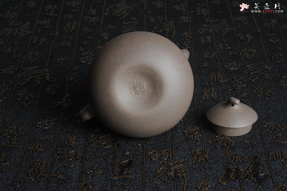 紫砂壶图片：美壶特惠 优质青灰段泥葫芦福禄壶 - 宜兴紫砂壶网