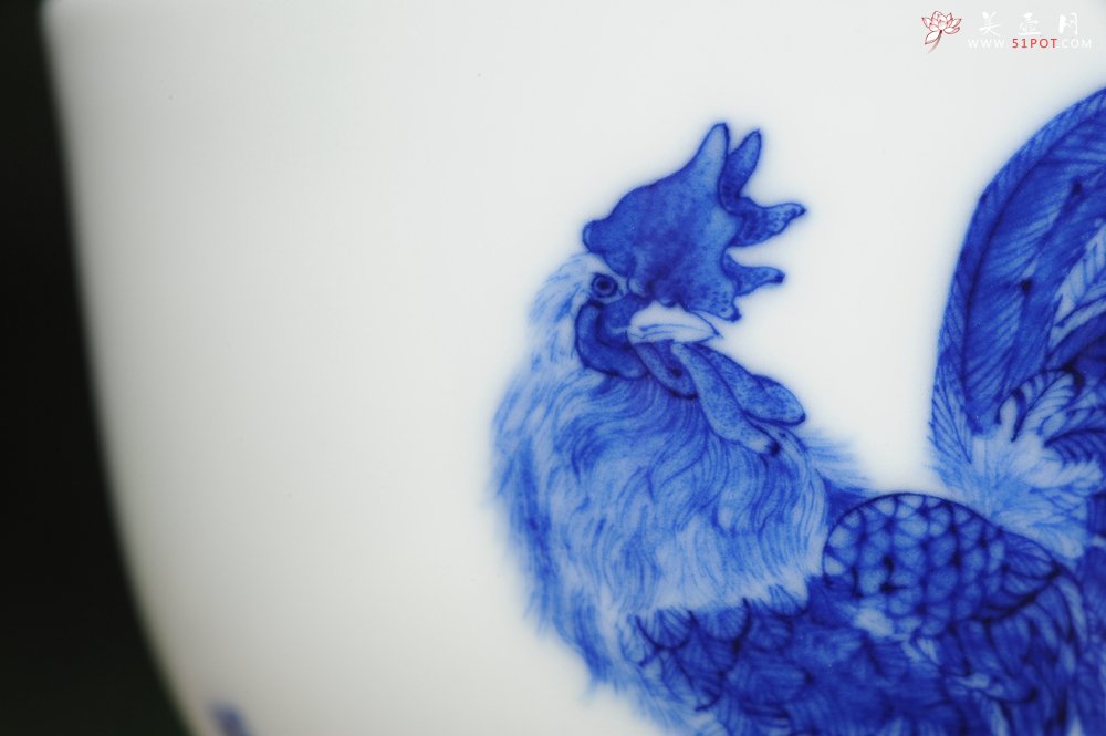 紫砂壶图片：生肖鸡 景德镇全手工手绘青花主人杯 - 宜兴紫砂壶网