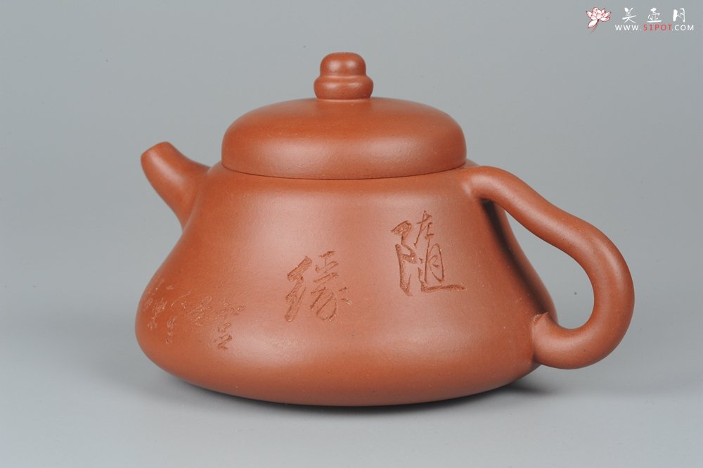 紫砂壶图片：小红泥也是朱泥全手工葫芦 司磊精心装饰 - 宜兴紫砂壶网