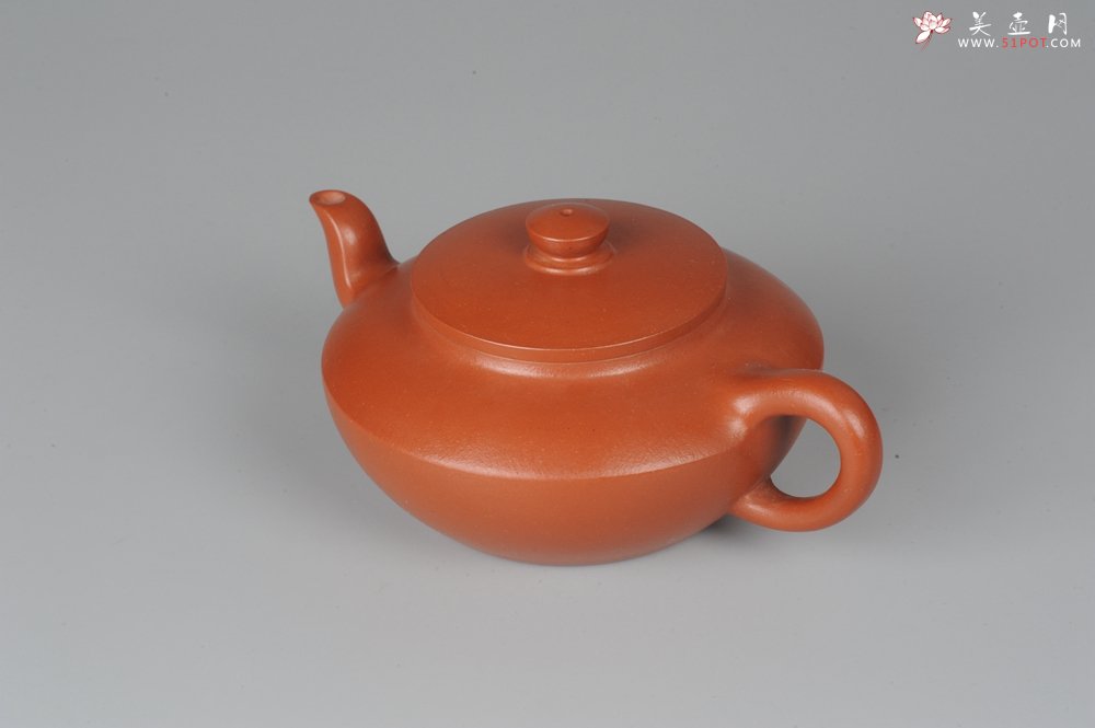 紫砂壶图片：精品朱泥全手工折肩加刹凹成型汉扁 作品老辣 老味十足 - 宜兴紫砂壶网